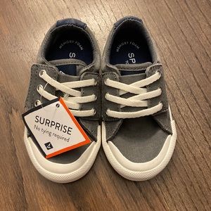 NWT Toddler Size 6 Sperry Shoes